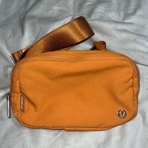 LULulemon belt bag in orange